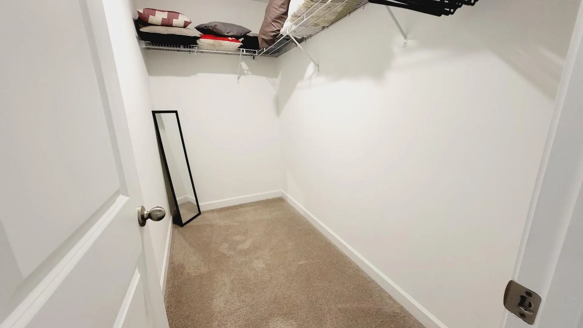 שרלוט Ranch Home! Near Uncc, Medieval, Pavilion & Uptown