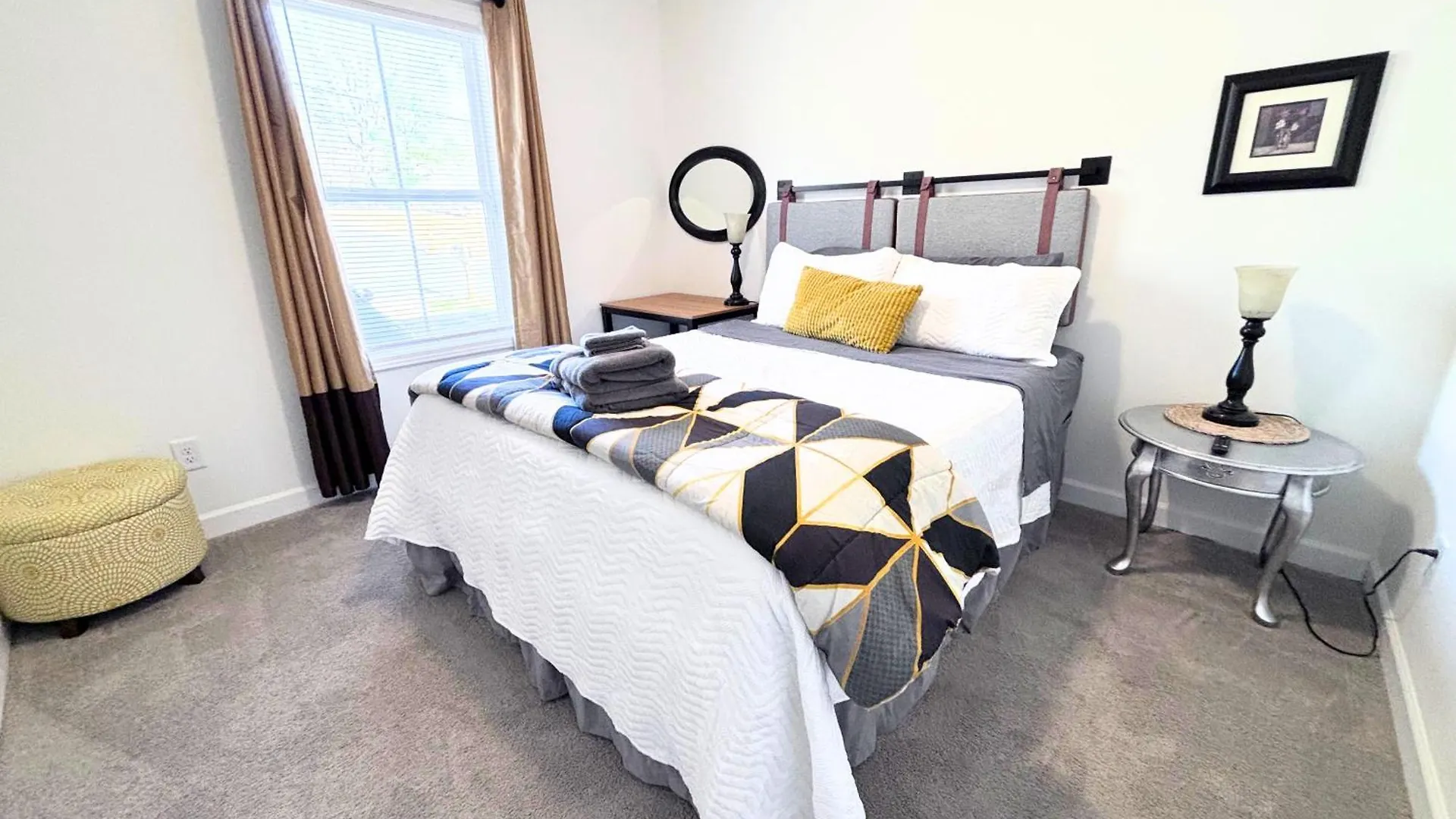 שרלוט Ranch Home! Near Uncc, Medieval, Pavilion & Uptown 0*,  ארצות הברית